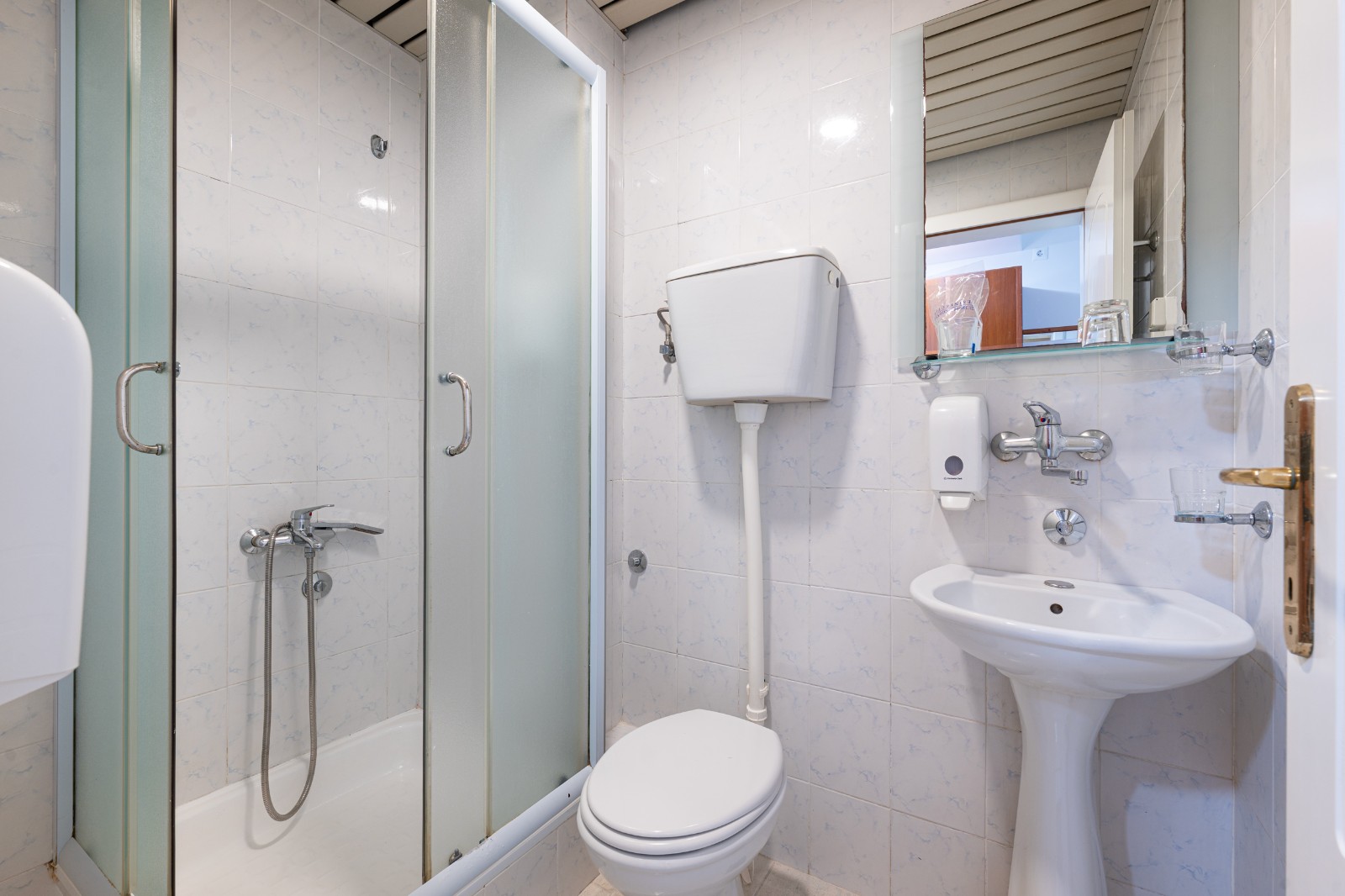 Mountain View Twin Room