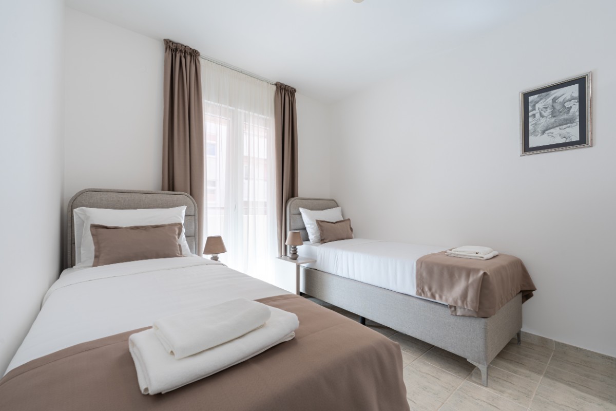 Dvokrevetna soba s pogledom na planinu